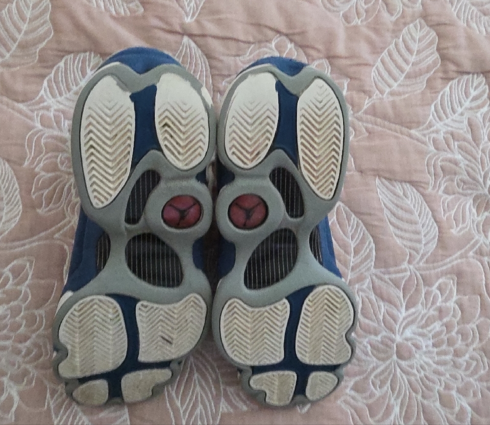 Jordan Sneakers White and Blue - Picture 5 of 10